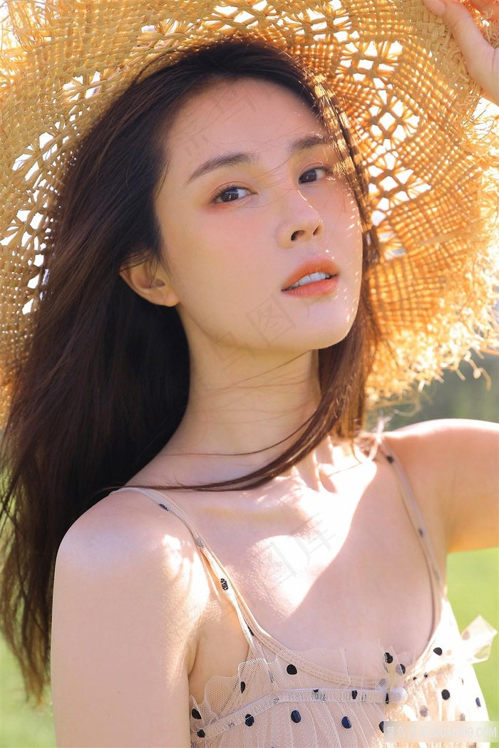 艾秋麻豆剧天美传媒视频贰佰